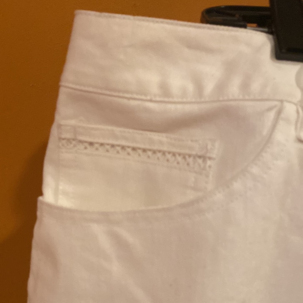 CJ Banks white denim skirt with crochet detail pen mark - Picture 2 of 7